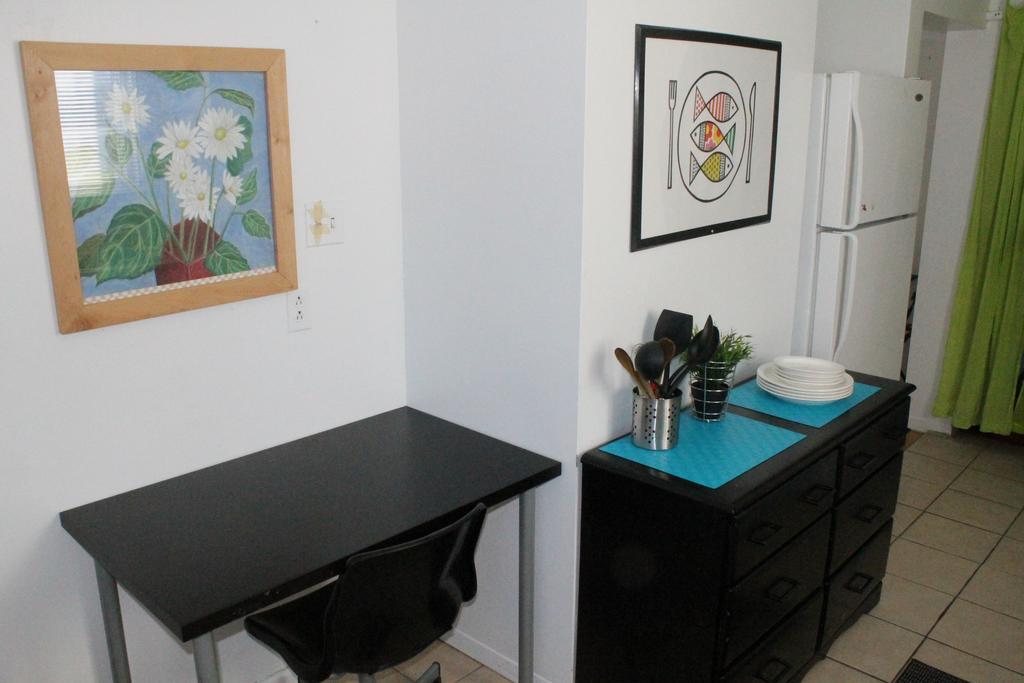 Adib Apartments - 1691 Baseline Rd, Unit A1 Ottawa Extérieur photo